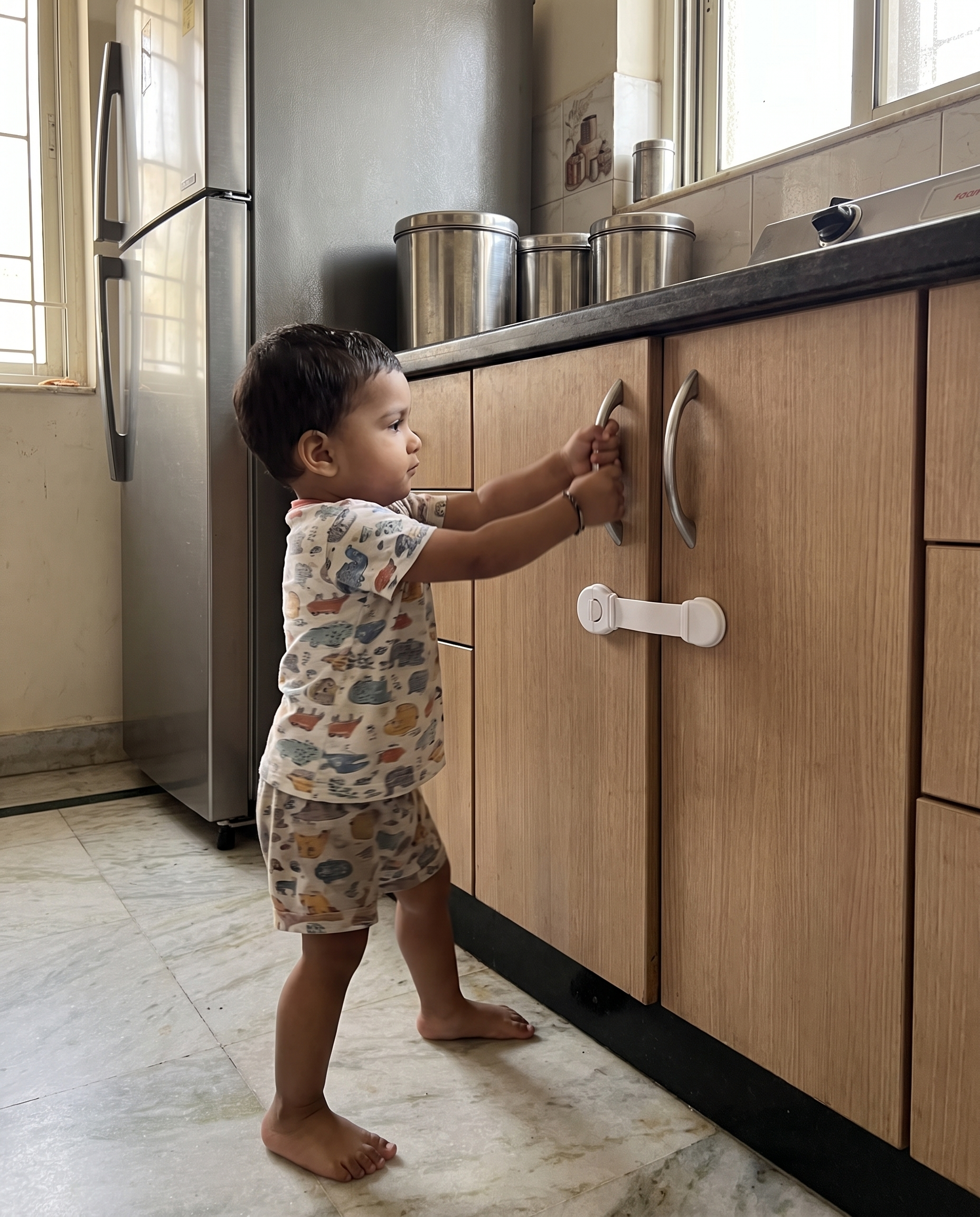 All-In-One Childproofing kit for 6 Danger Areas (Set up in 30 minutes)